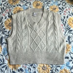 Women’s, sweater vest, size large